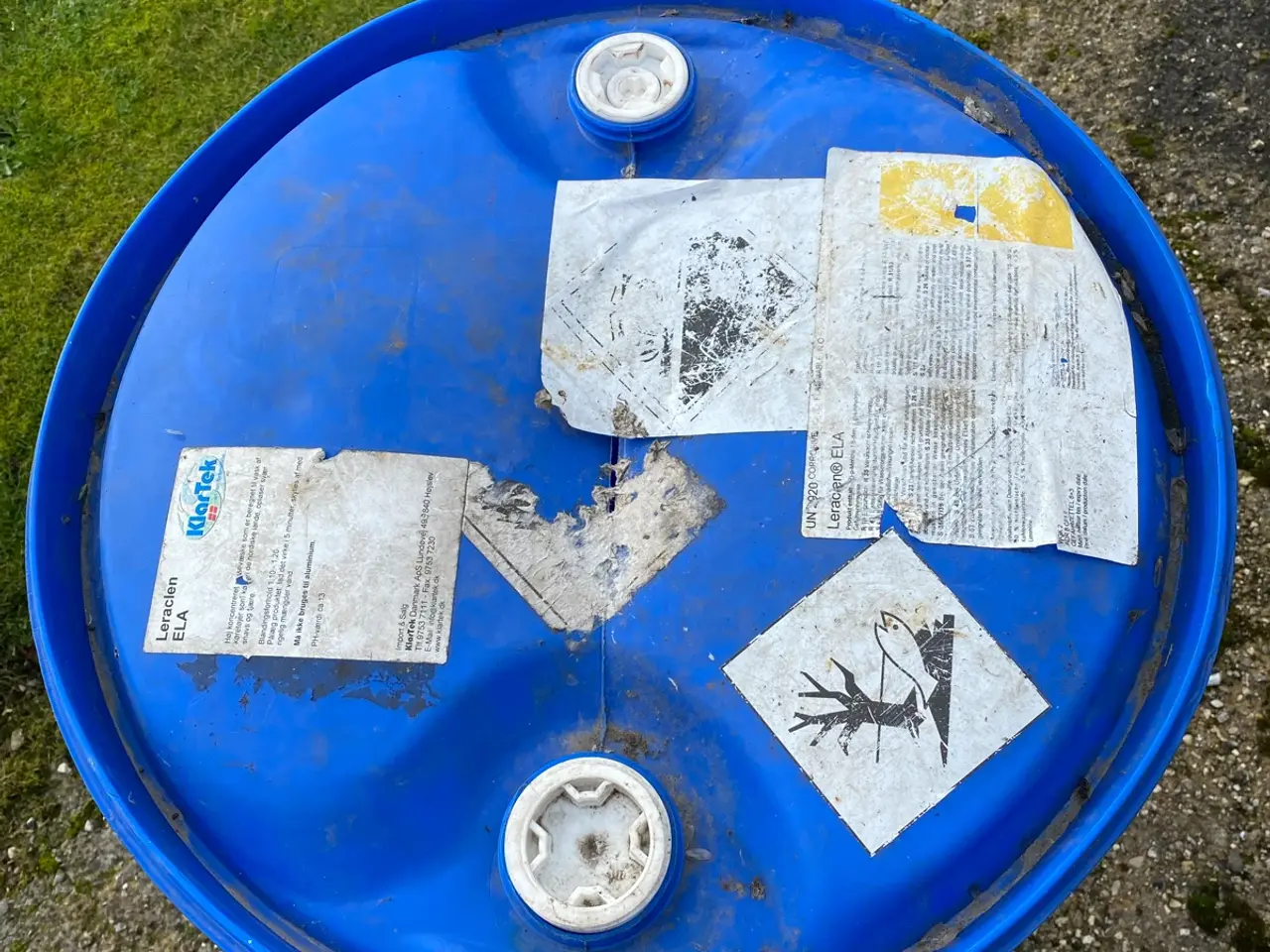 Billede 2 - Tønder i plast