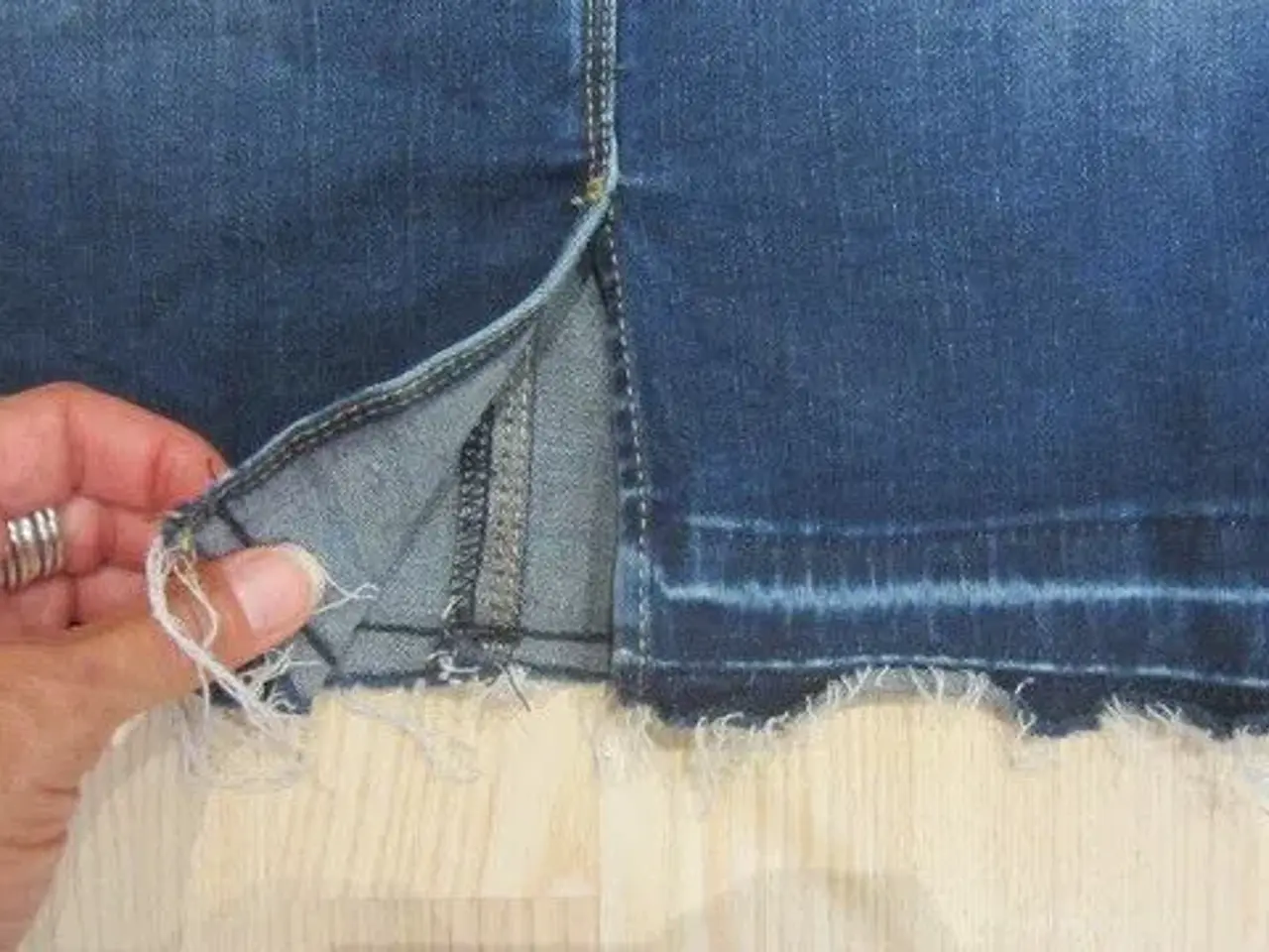 Billede 5 - Str. 158/164, elastisk cowboynederdel