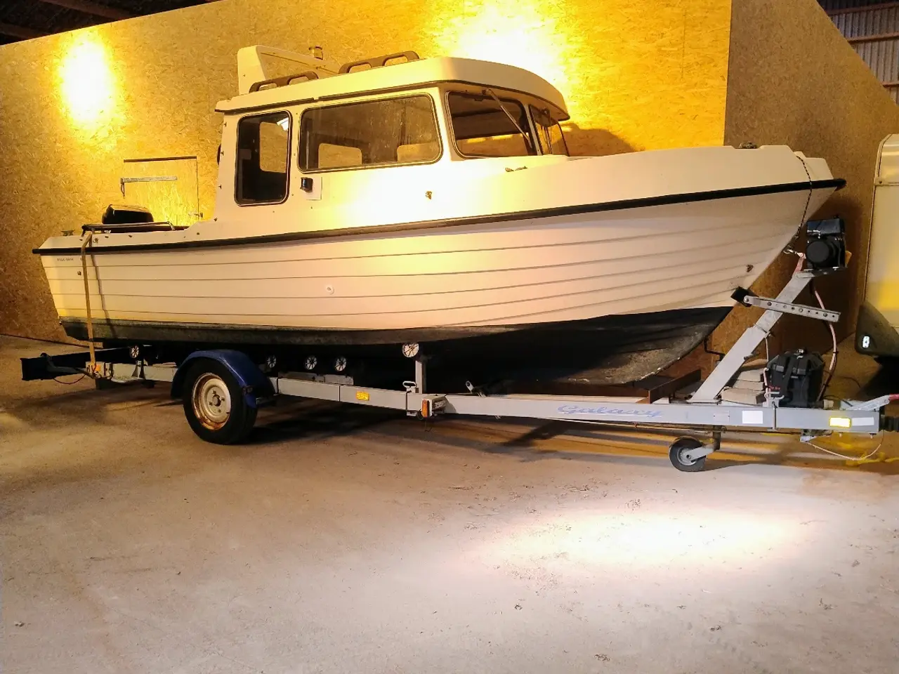 Billede 1 - Uttern 6000 med trailer 