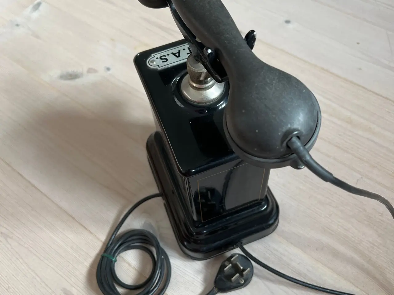 Billede 7 - Gammel K.T.A.S. telefon med håndsving
