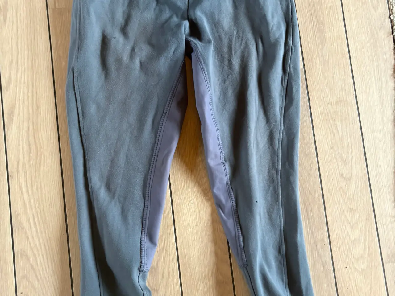 Billede 2 - Ridebukser ,2 stk