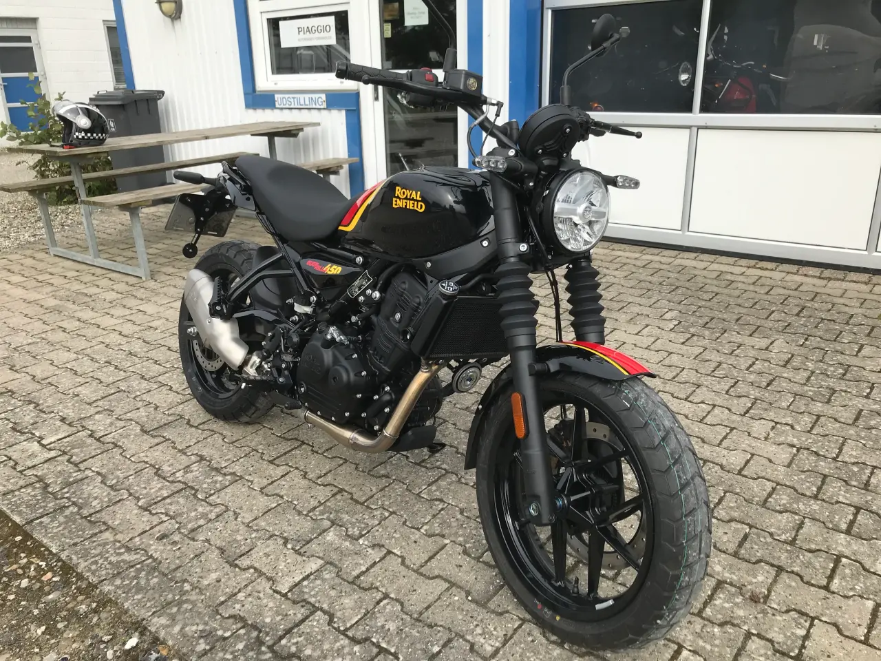 Billede 4 - Royald Enfield GUERRILLA 450 Playa Black