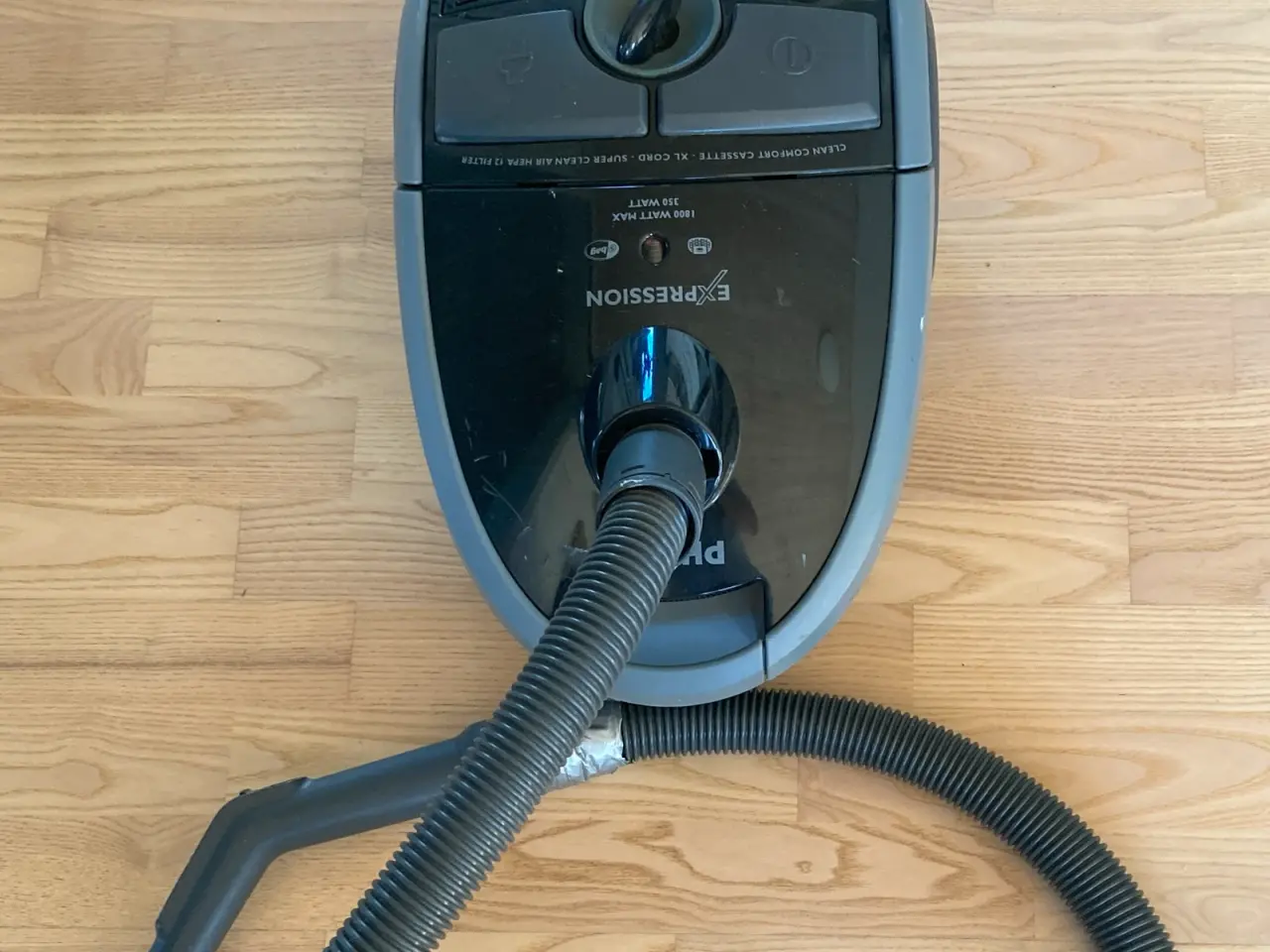 Billede 2 - Sort Philips støvsuger, inkl ekstra poser
