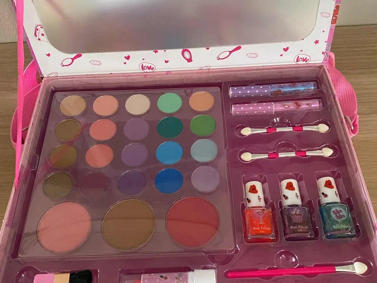 Billede 1 - Makeup til børn