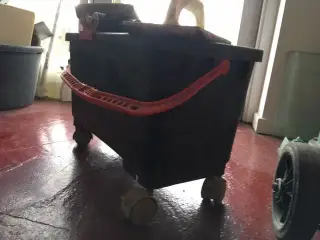 Fuge spand på hjul