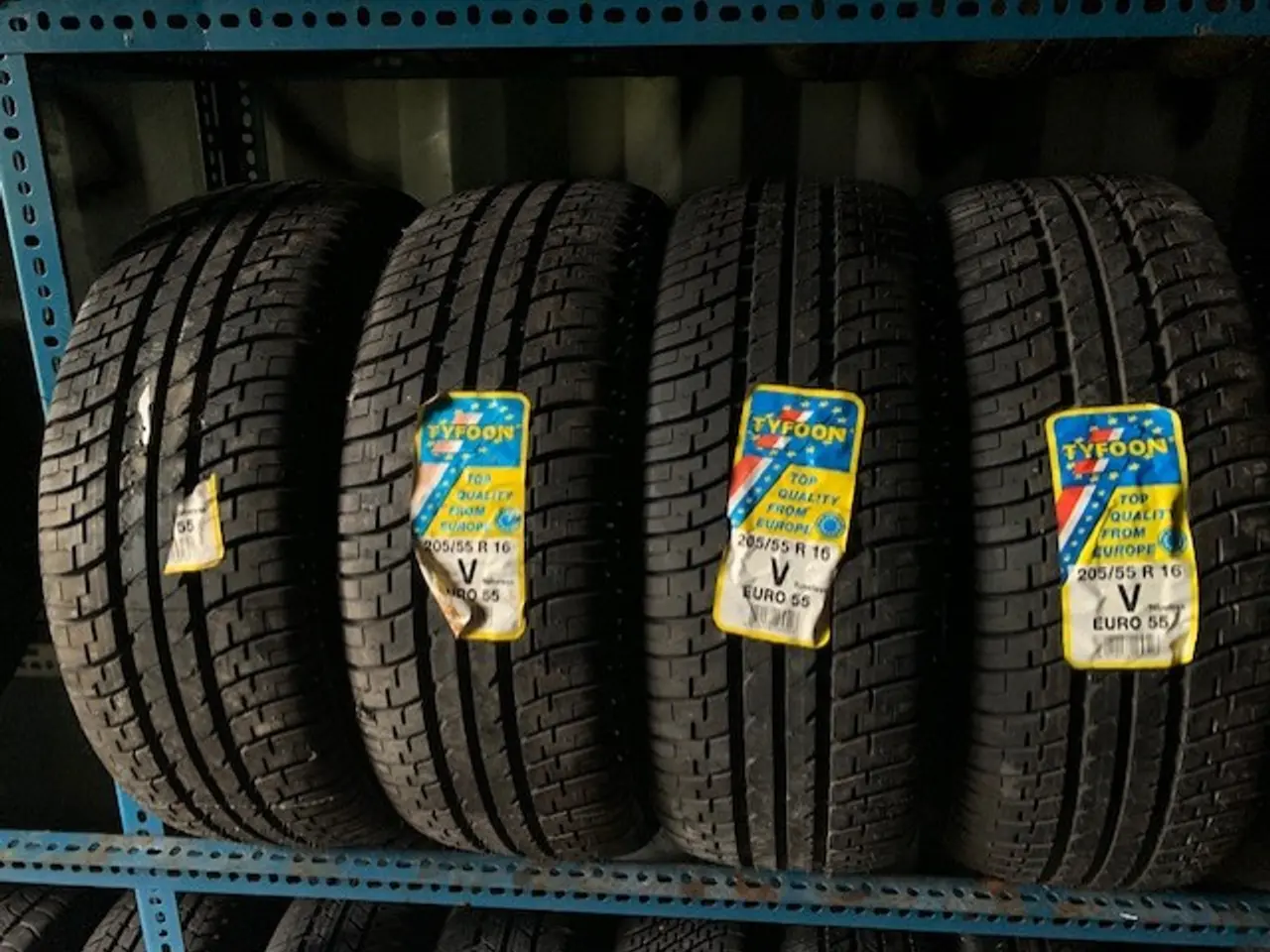 Billede 1 - Tyfoon, Uniroyal, Pirelli, Dunlop, Michelin m.fl.