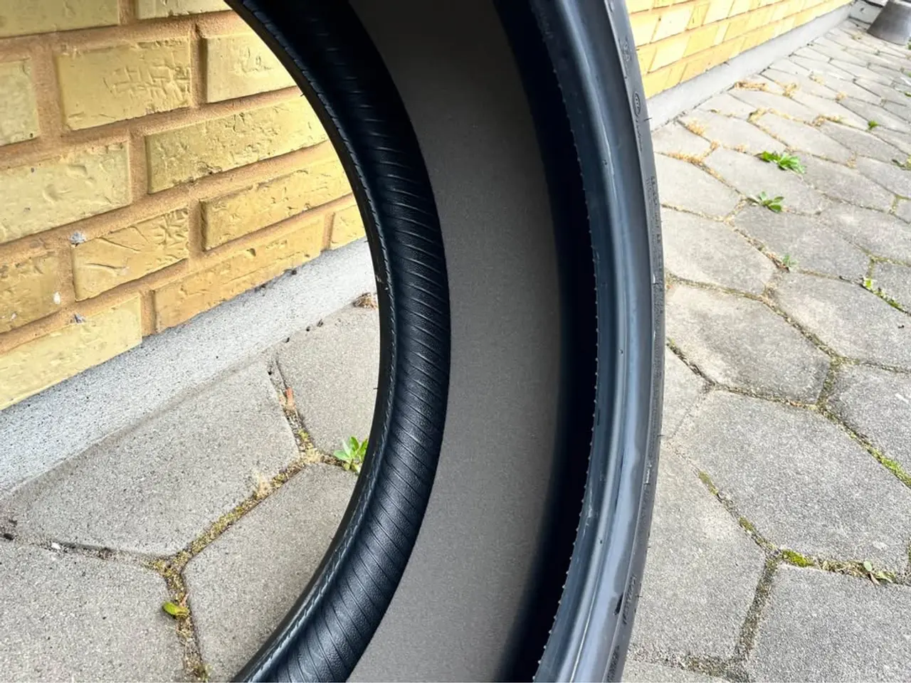 Billede 5 - Hankook Ventus S1 Evo 3 – Sommerdæk 235/40 R19