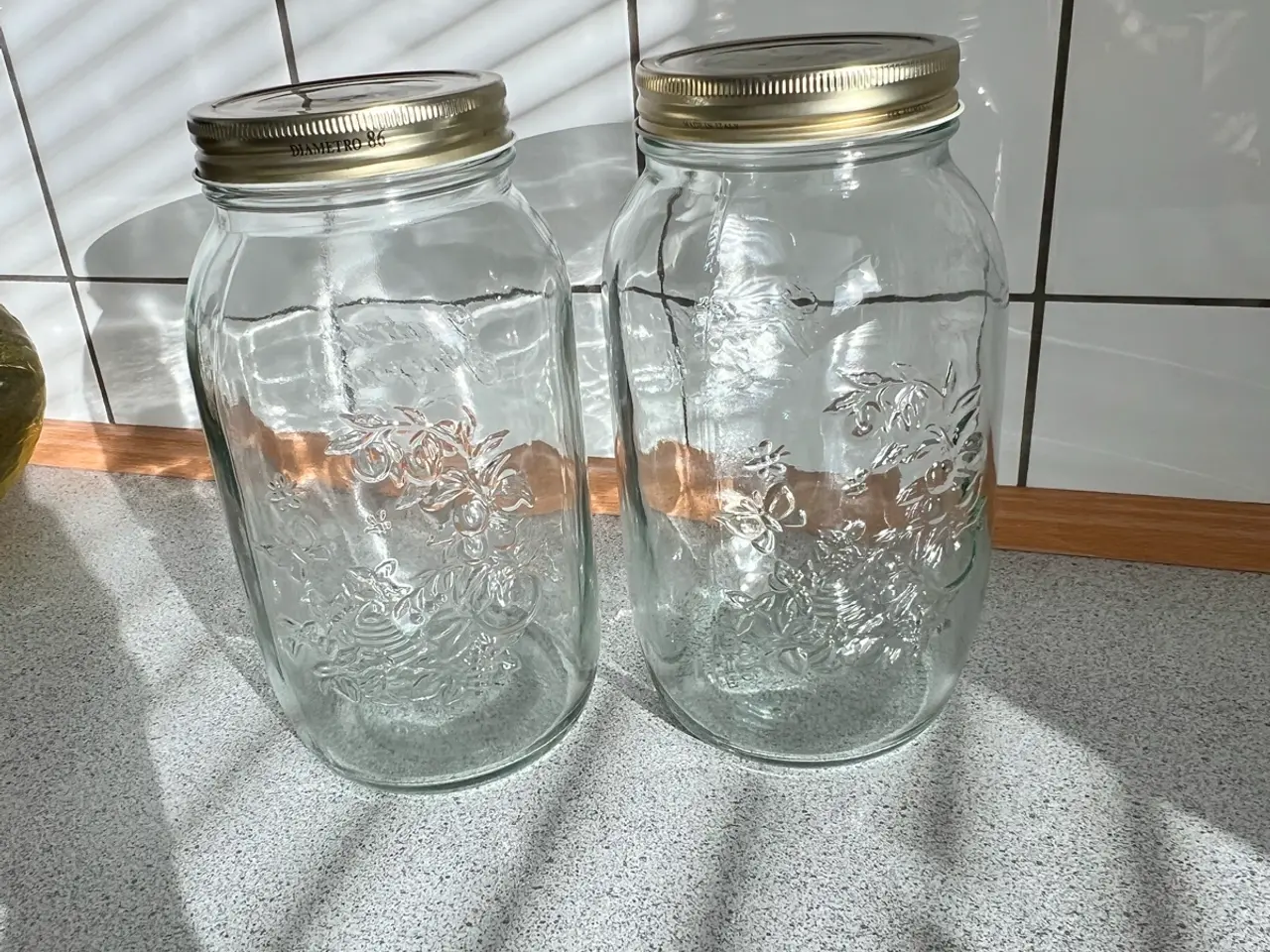 Billede 1 - 2 store opbevaringsglas