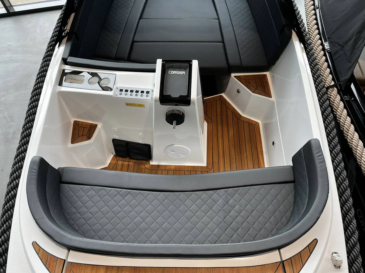 Billede 5 - Corsiva 595 Tender - 25 HK Yamaha/Udstyr