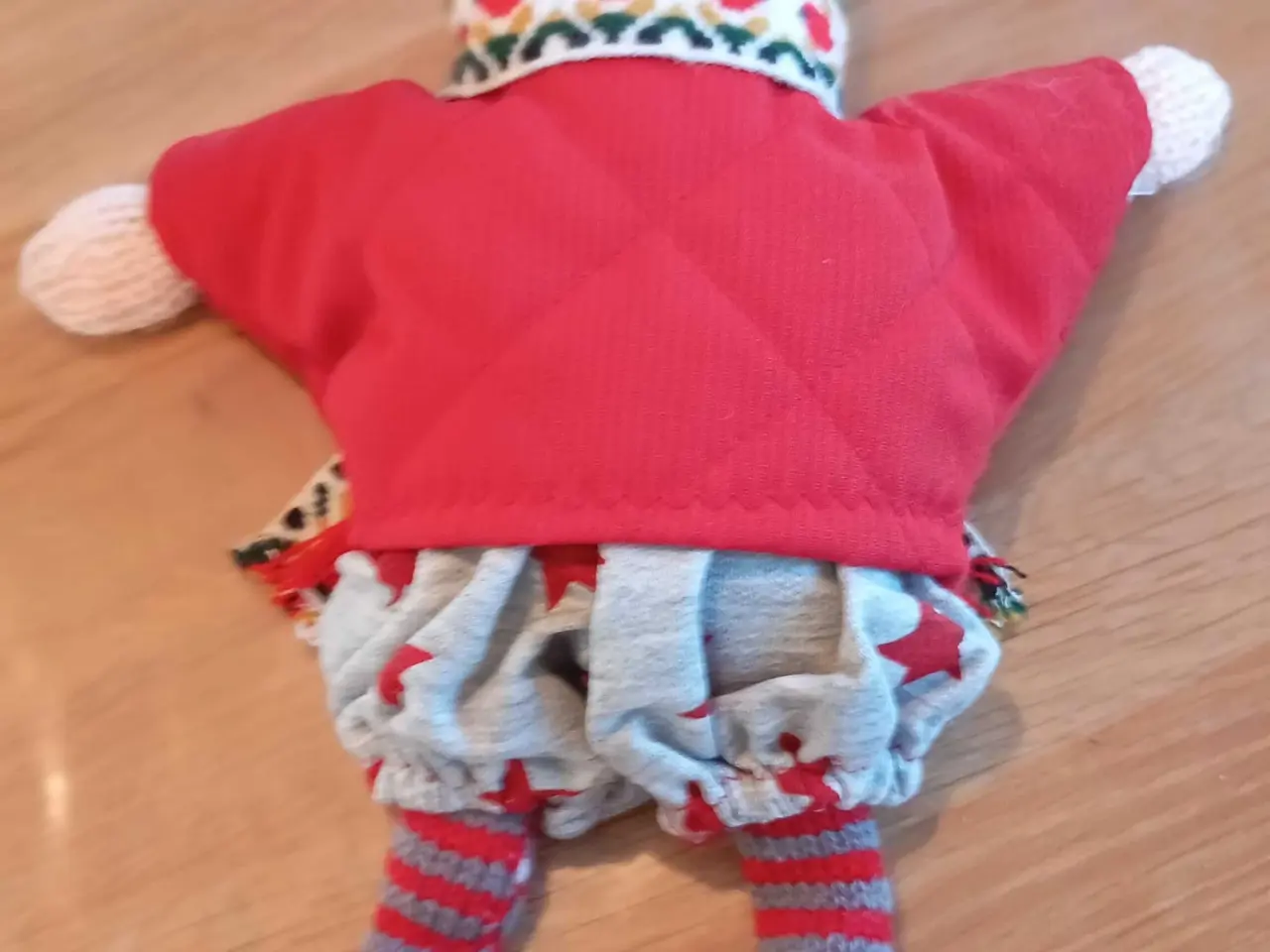 Billede 11 - Vintage påfuglestol med sød nisse