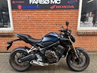 Honda CB 650 R E-Clutch