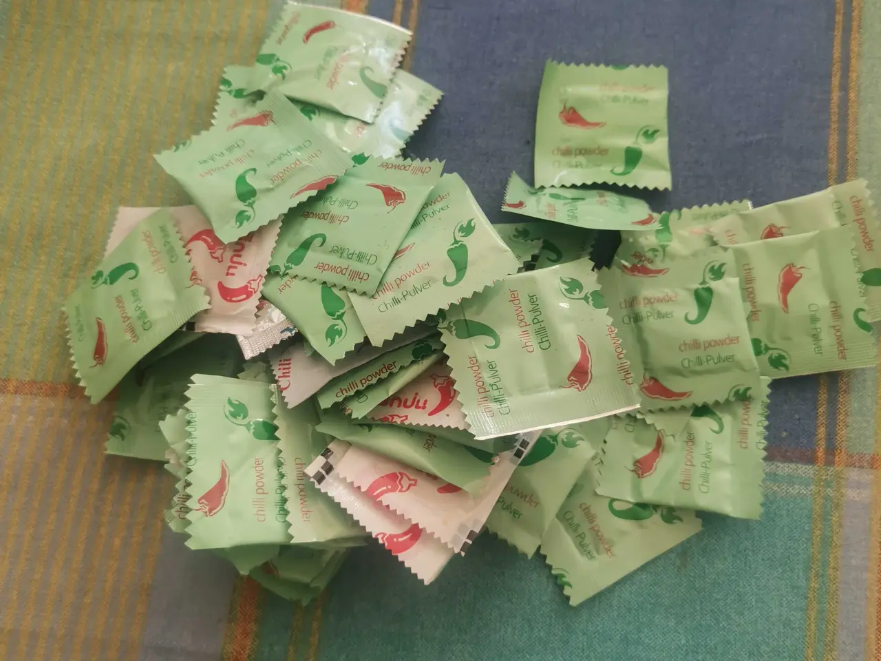 Billede 2 - Små chili pakker ialt 5 kr🌸