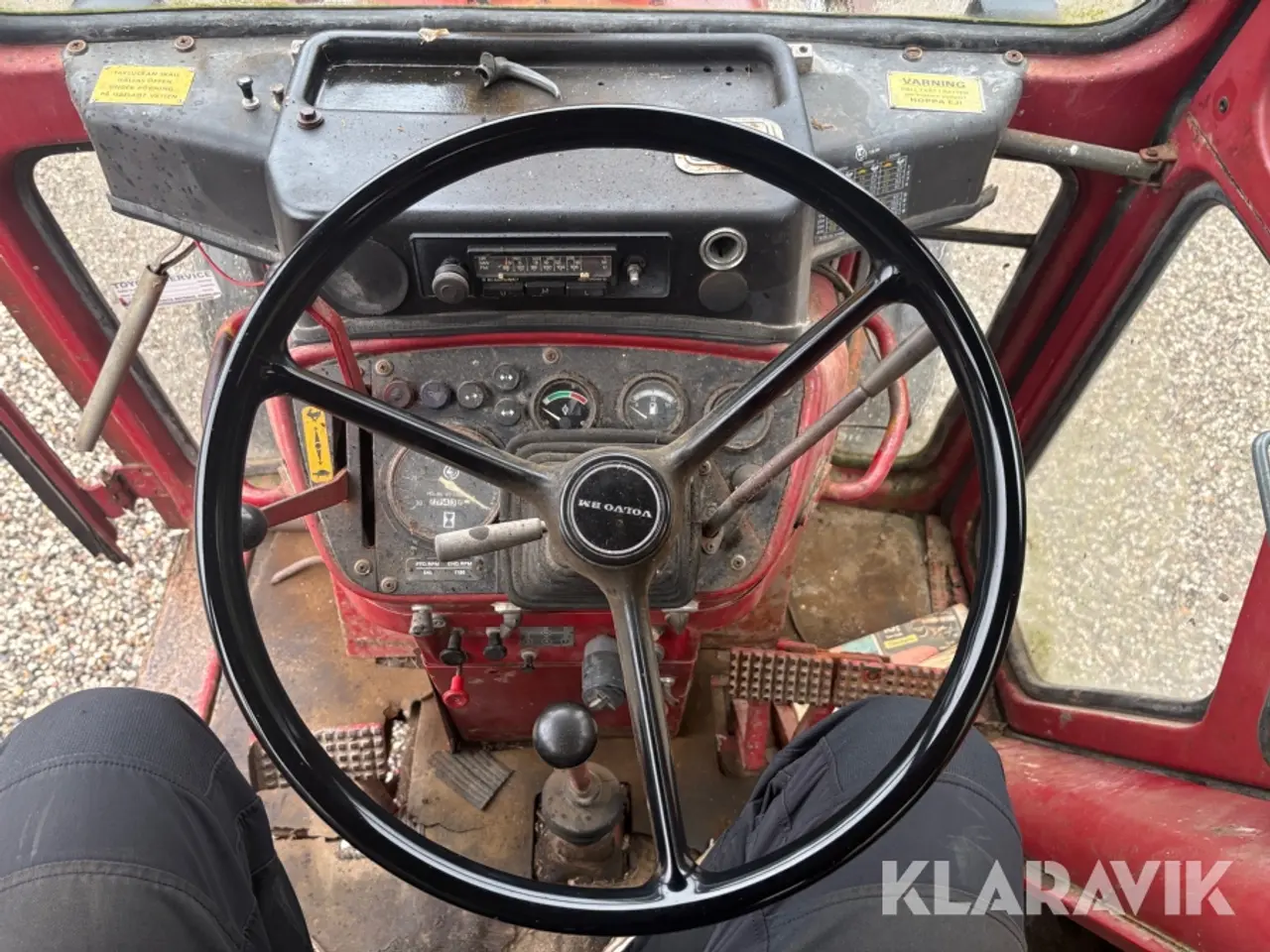 Billede 11 - Veterantraktor Volvo 650 med frontlæsser