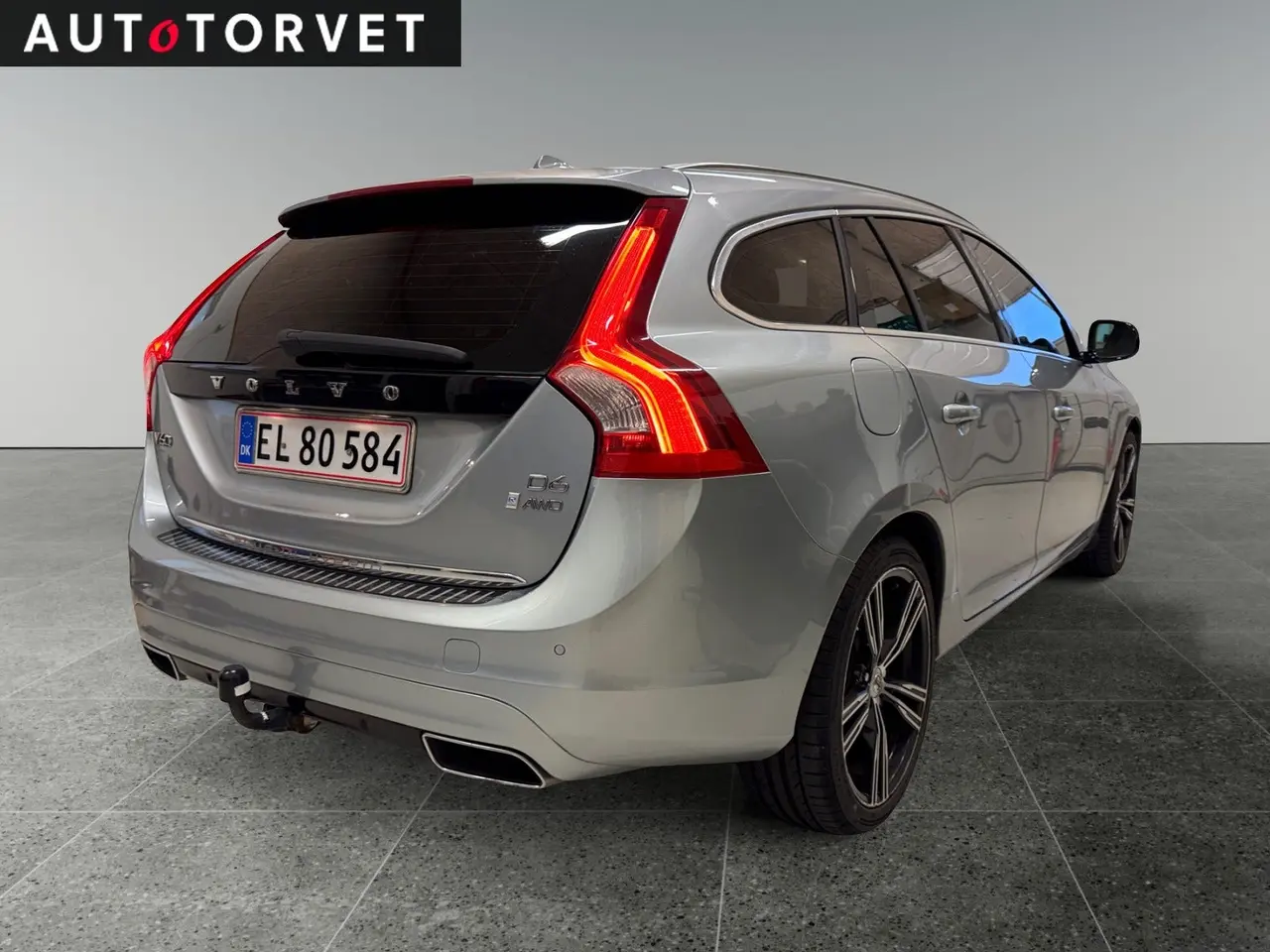 Billede 3 - Volvo V60 2,4 D6 Plug-in Summum aut. AWD