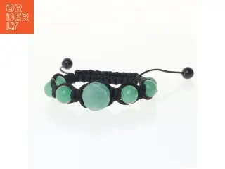 Armbånd med grønne jade sten (str. Ø 6 cm)