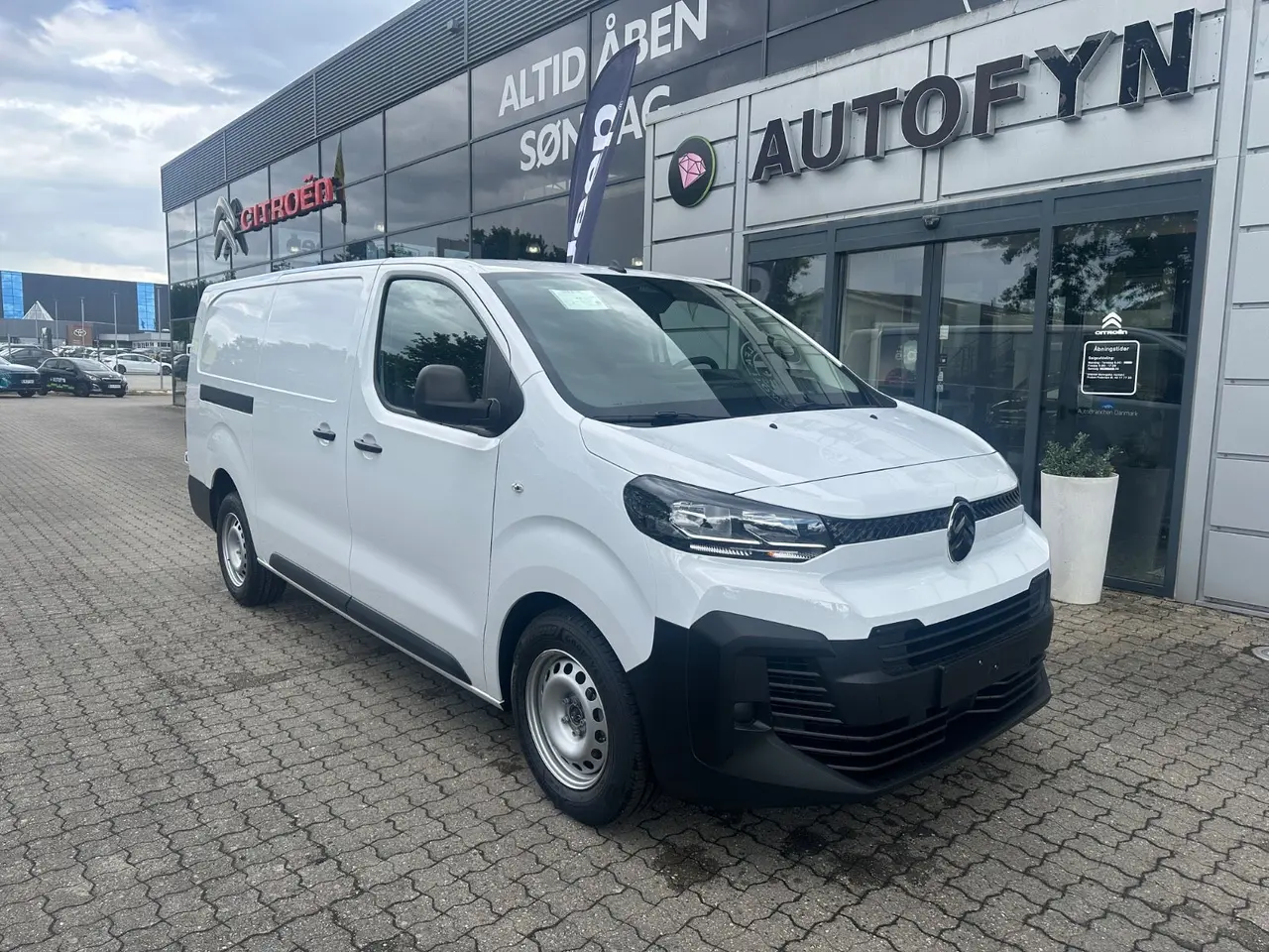 Billede 2 - Citroën Jumpy 2,2 BlueHDi 150 L3 FlexLine EAT8