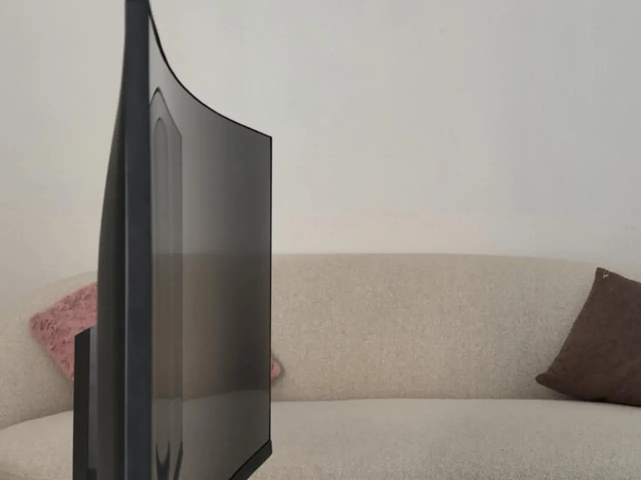 Billede 2 - AOC Gaming Skærm 31.5" 240Hz