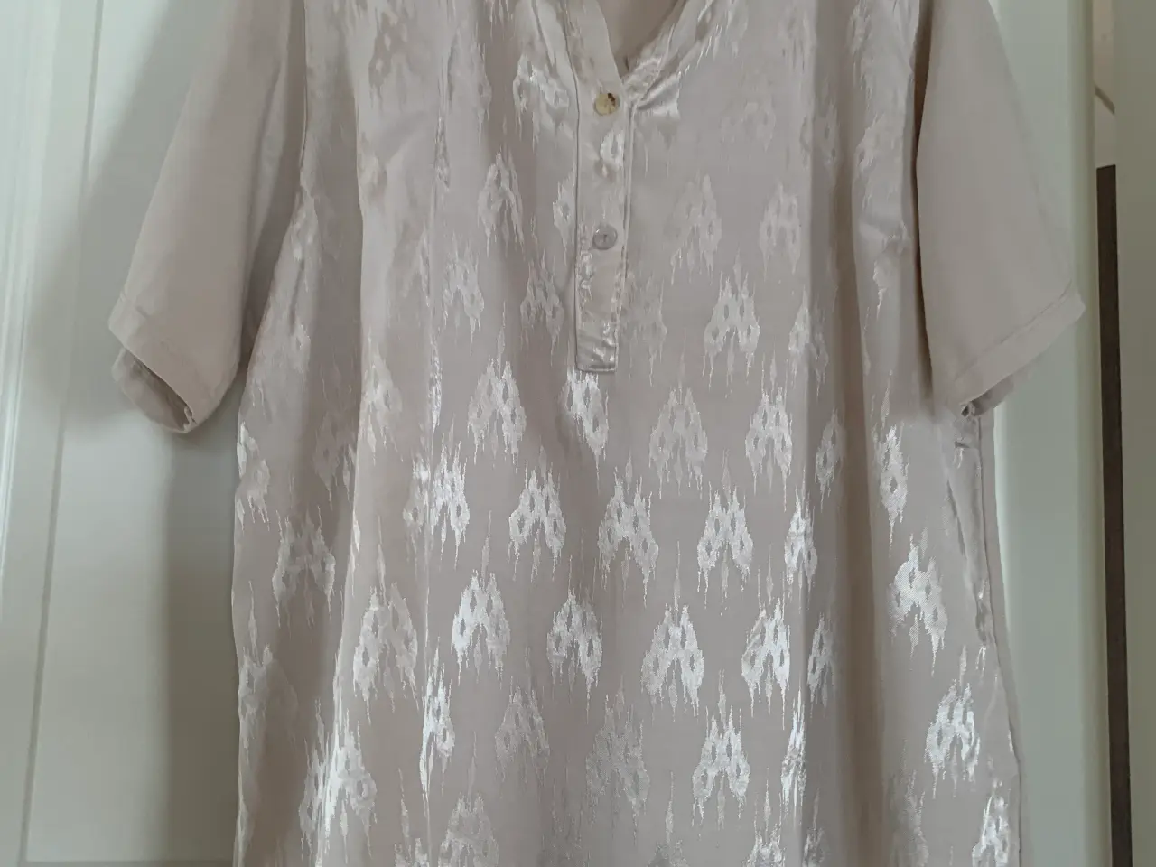 Billede 1 - Ny Marta bluse, beige