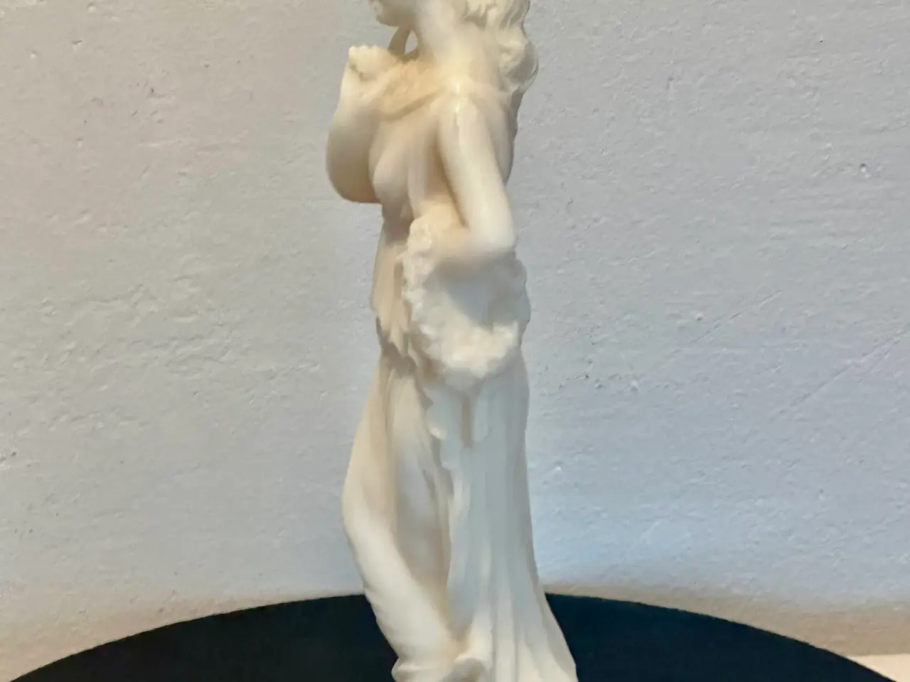 Billede 5 - Vintage lille figur af græsk gudinde