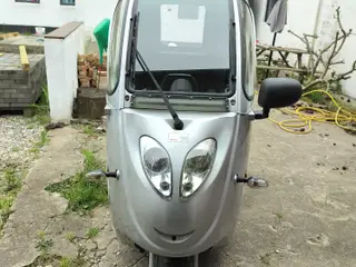 Fønix cabine scooter