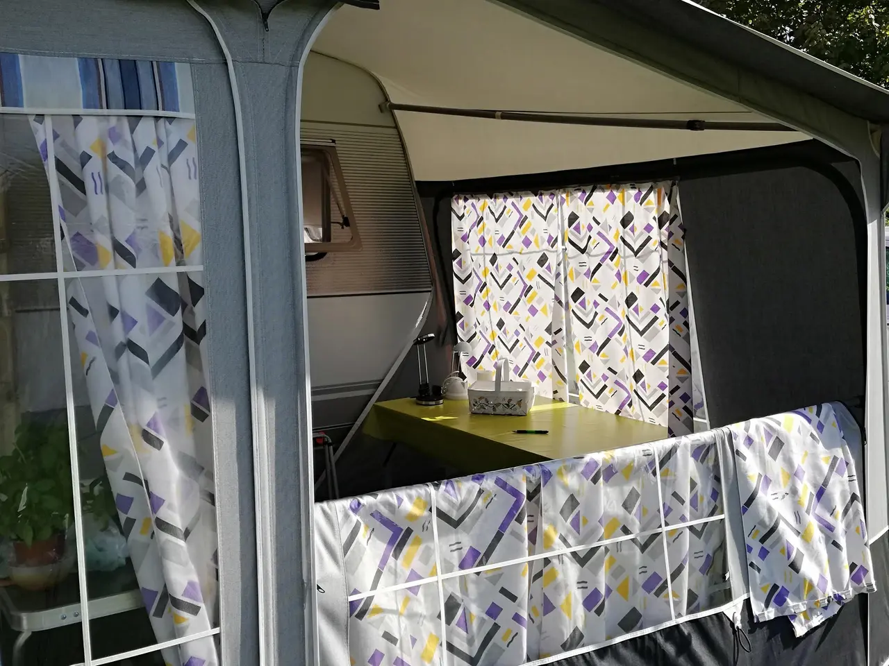 Billede 2 - Lille rejse campingvogn