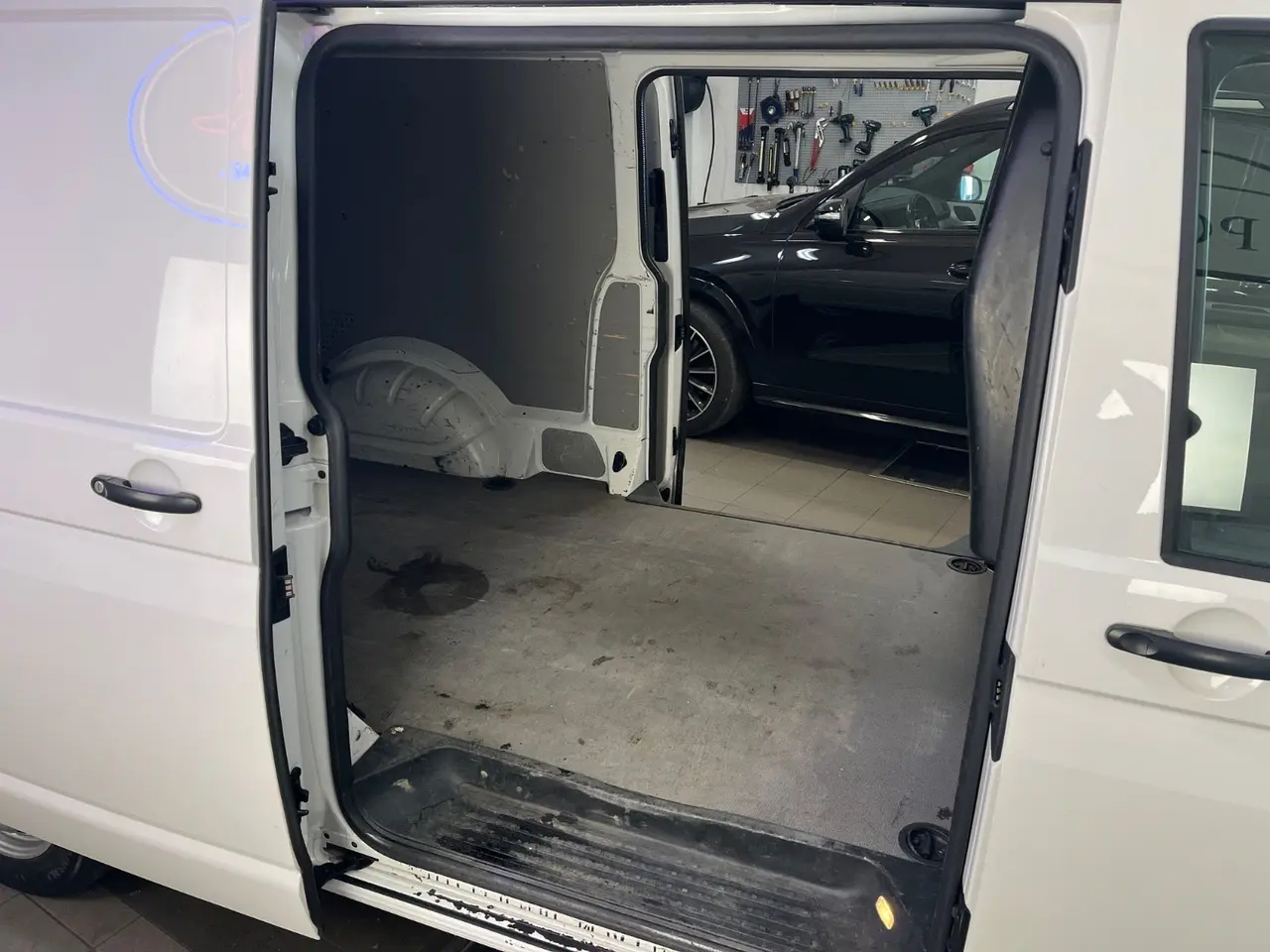 Billede 8 - VW Transporter 2,0 TDi 150 Kassevogn lang