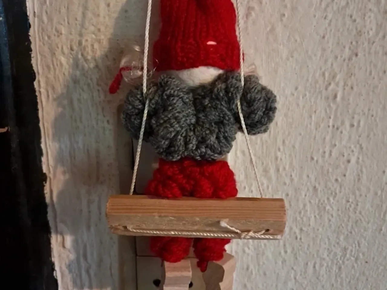 Billede 2 - Gyngende nisse