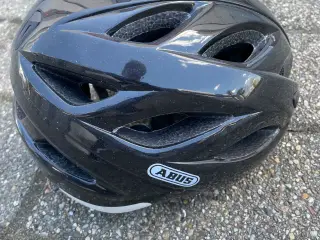 ABUS cykelhjelm