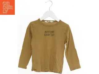 Langærmet t-shirt med print fra H&M (str. 98)