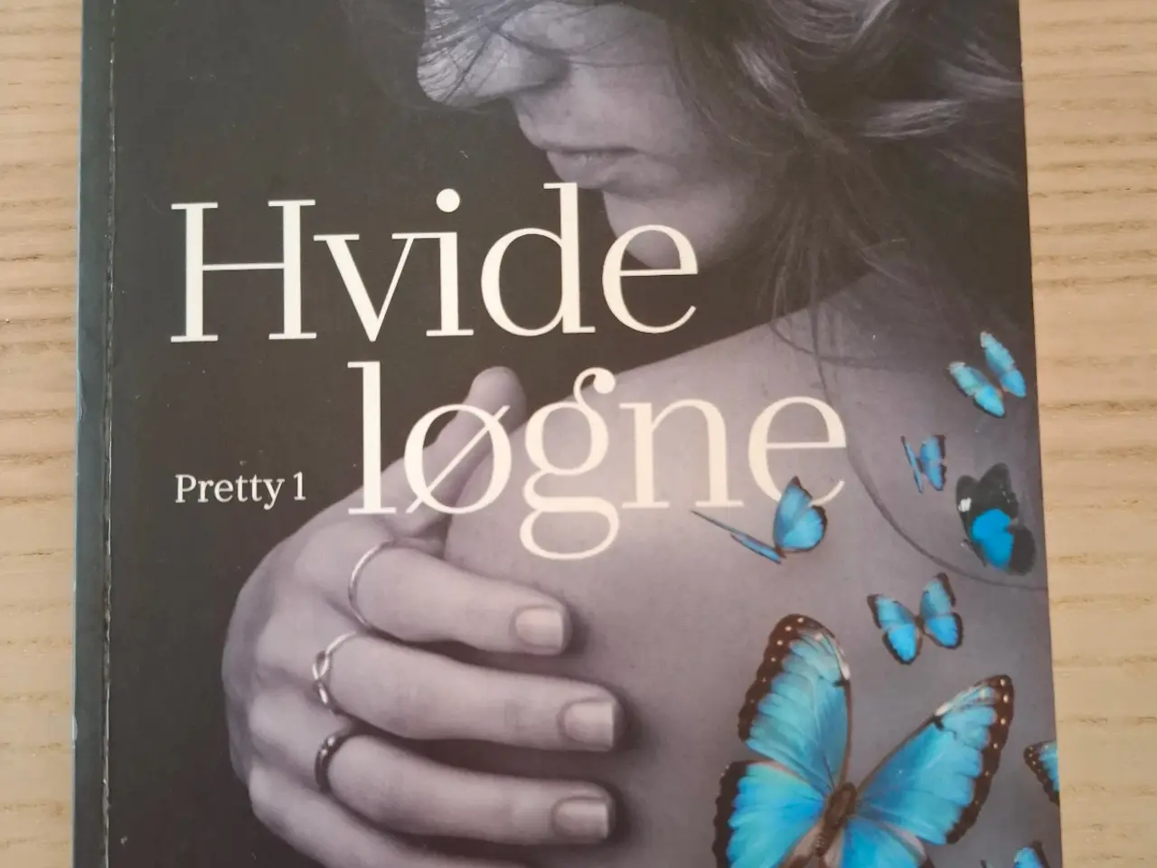 Billede 1 - Hvide Løgne