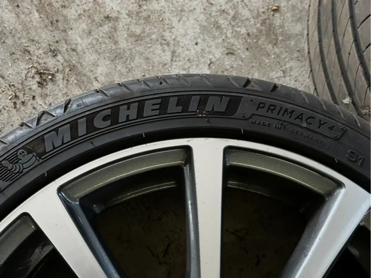 Billede 6 - Fælg med michelin dæk5*112 
