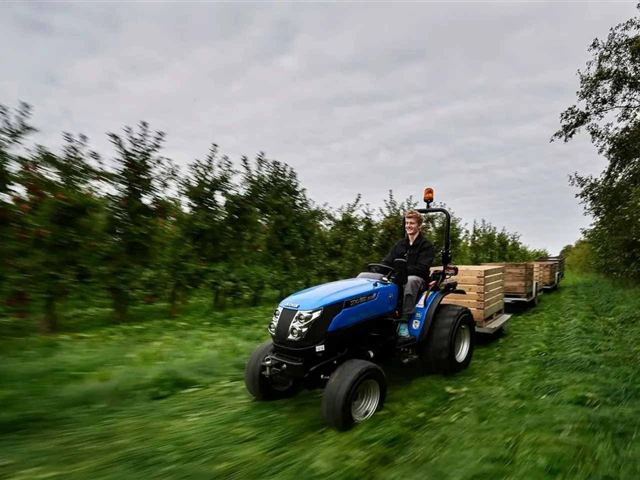 Billede 2 - Solis Ny kompakt traktor til små penge