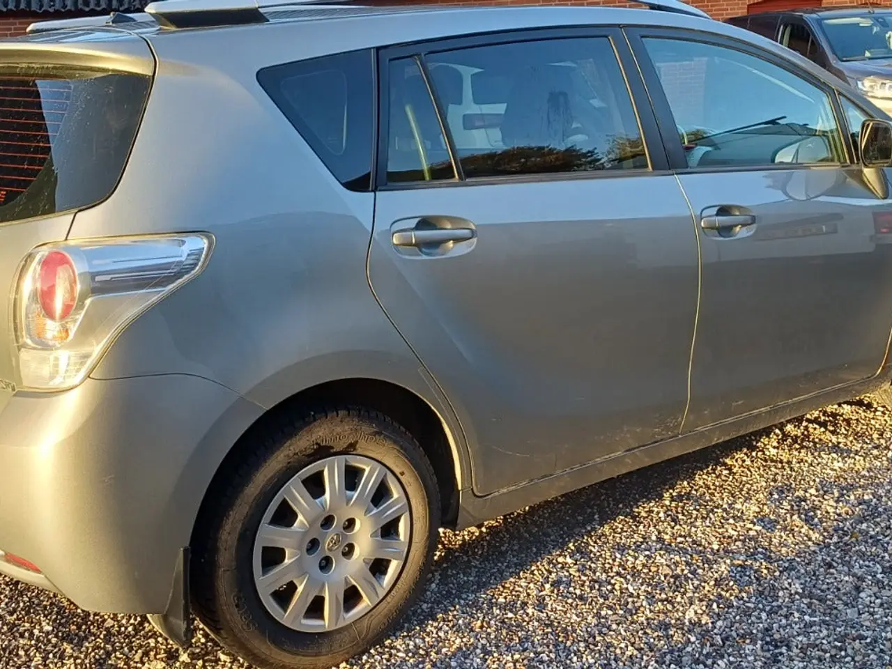 Billede 3 - Toyota Sportsvan 2,0 D-4D T2