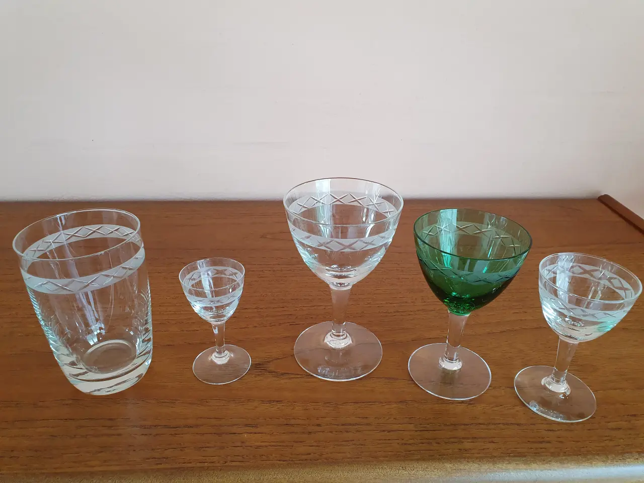 Billede 1 - Ejby glas fra Holmegård til 12 - Bud modtages