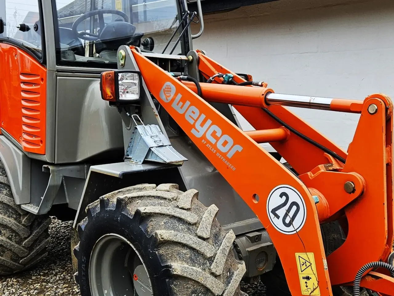 Billede 2 - Weycor AR 40 / med kabine / pæn maskine og timetal