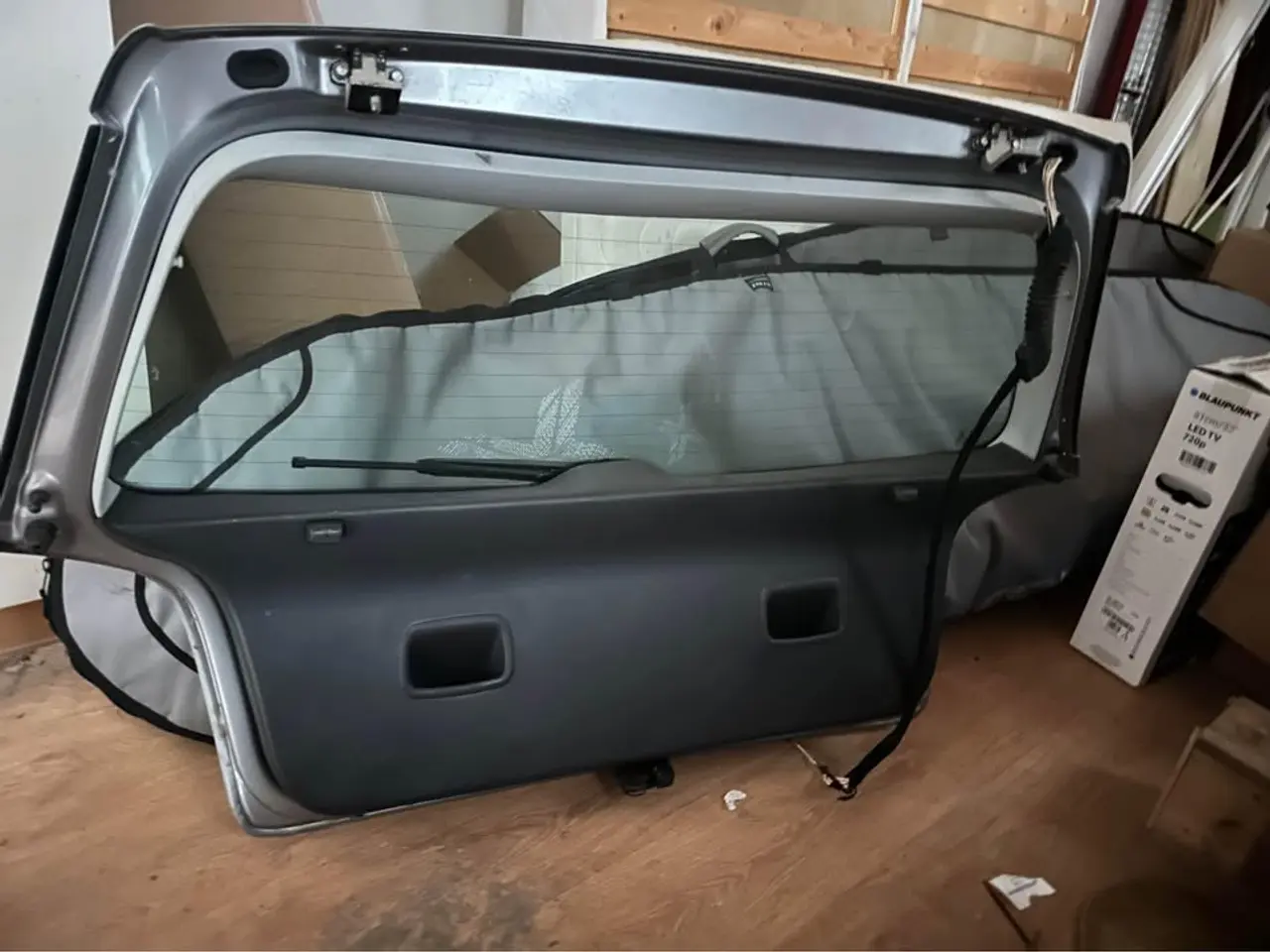 Billede 3 - Bagklap Vw polo 9n3 fra 2005