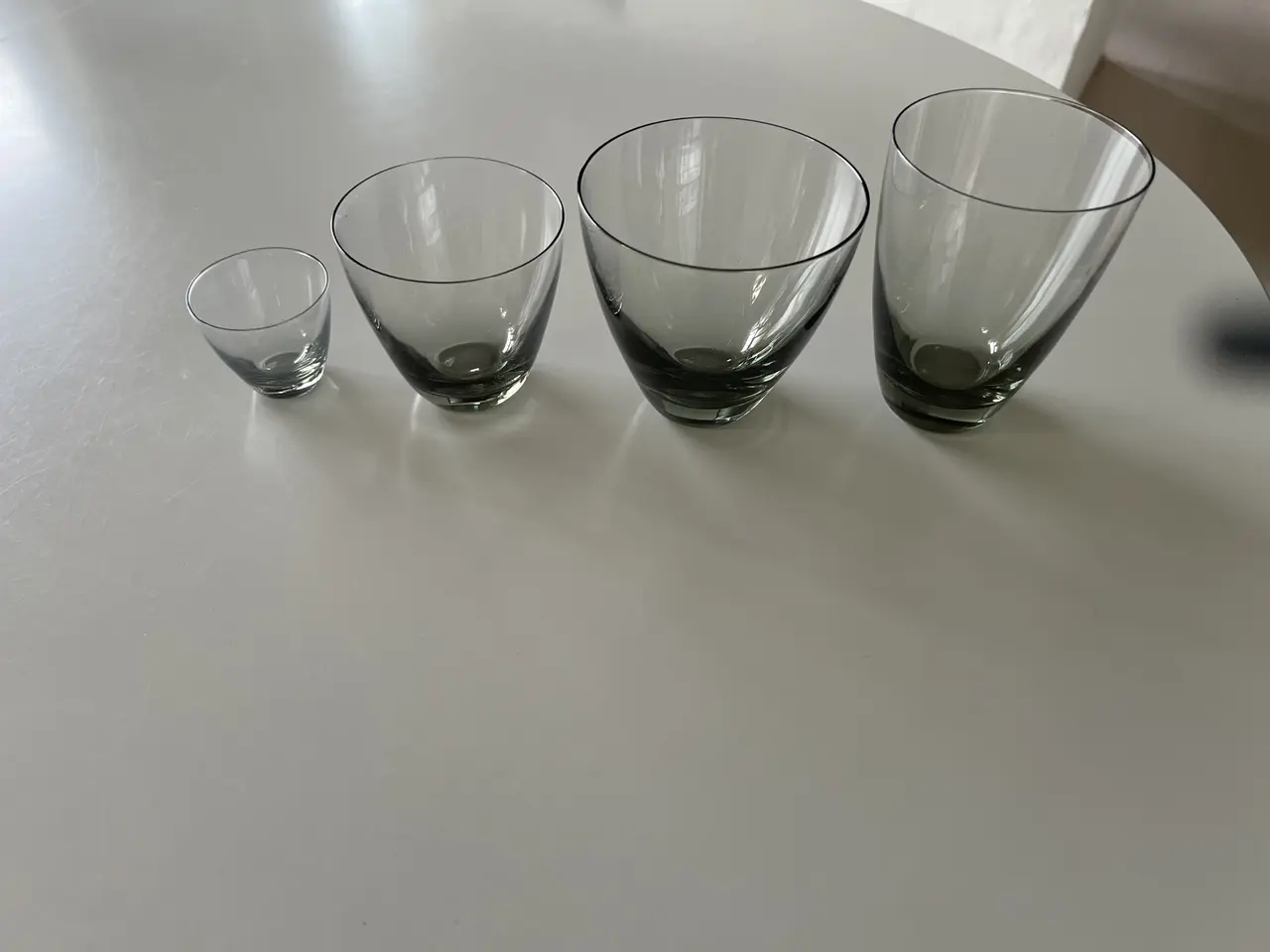 Billede 1 - Perl Lutken copenhagen glas “smoke”