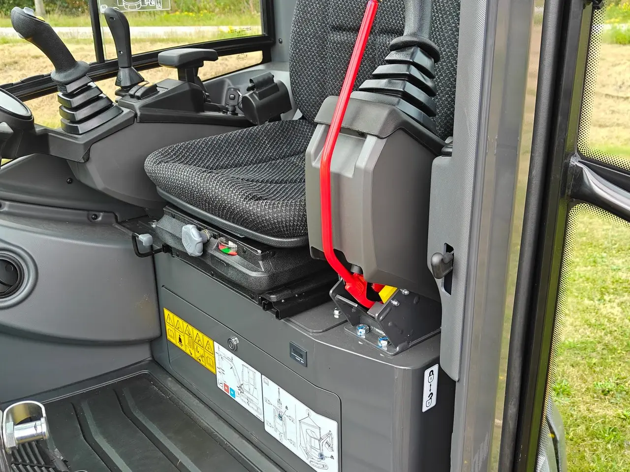 Billede 6 - New Holland E25D
