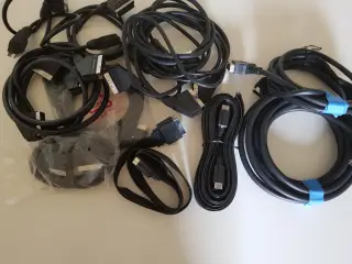 Rodekasse HDMI og Scart kabler nye
