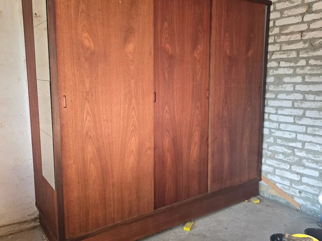 Billede 1 - Teak træ skab 180*170*60