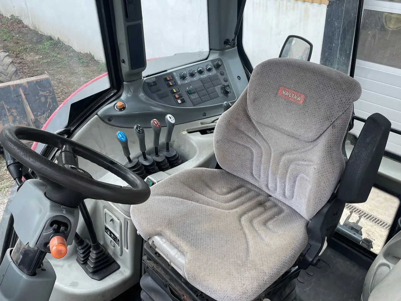 Billede 6 - Valtra T130