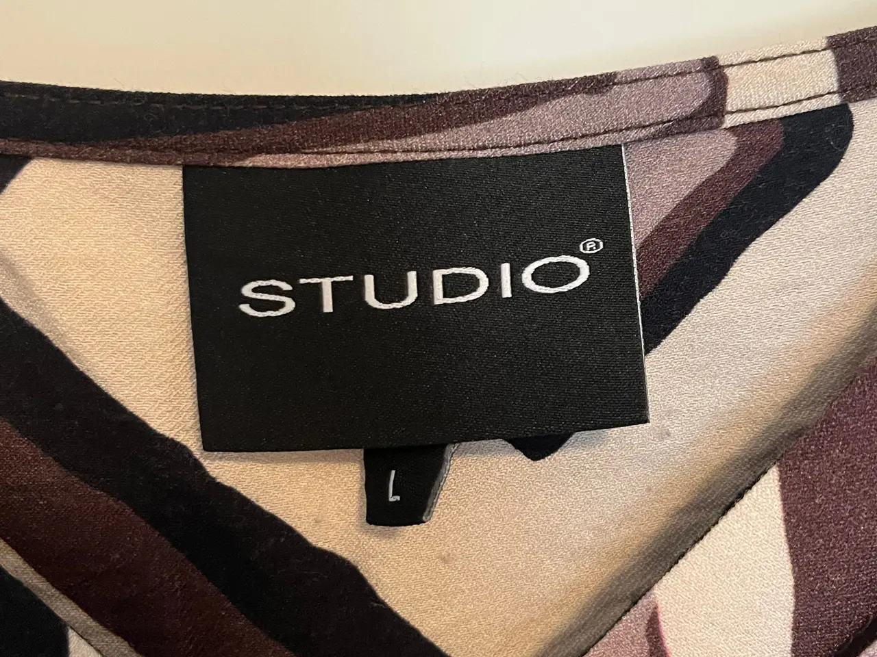 Billede 4 - Mønstret tunika fra Studio