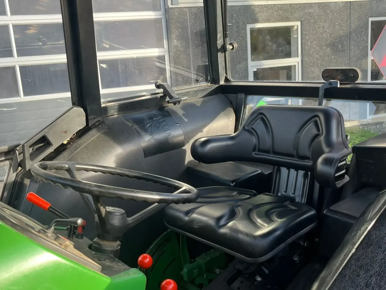 Billede 9 - John Deere 2040 Med nye dæk hele vejen rundt