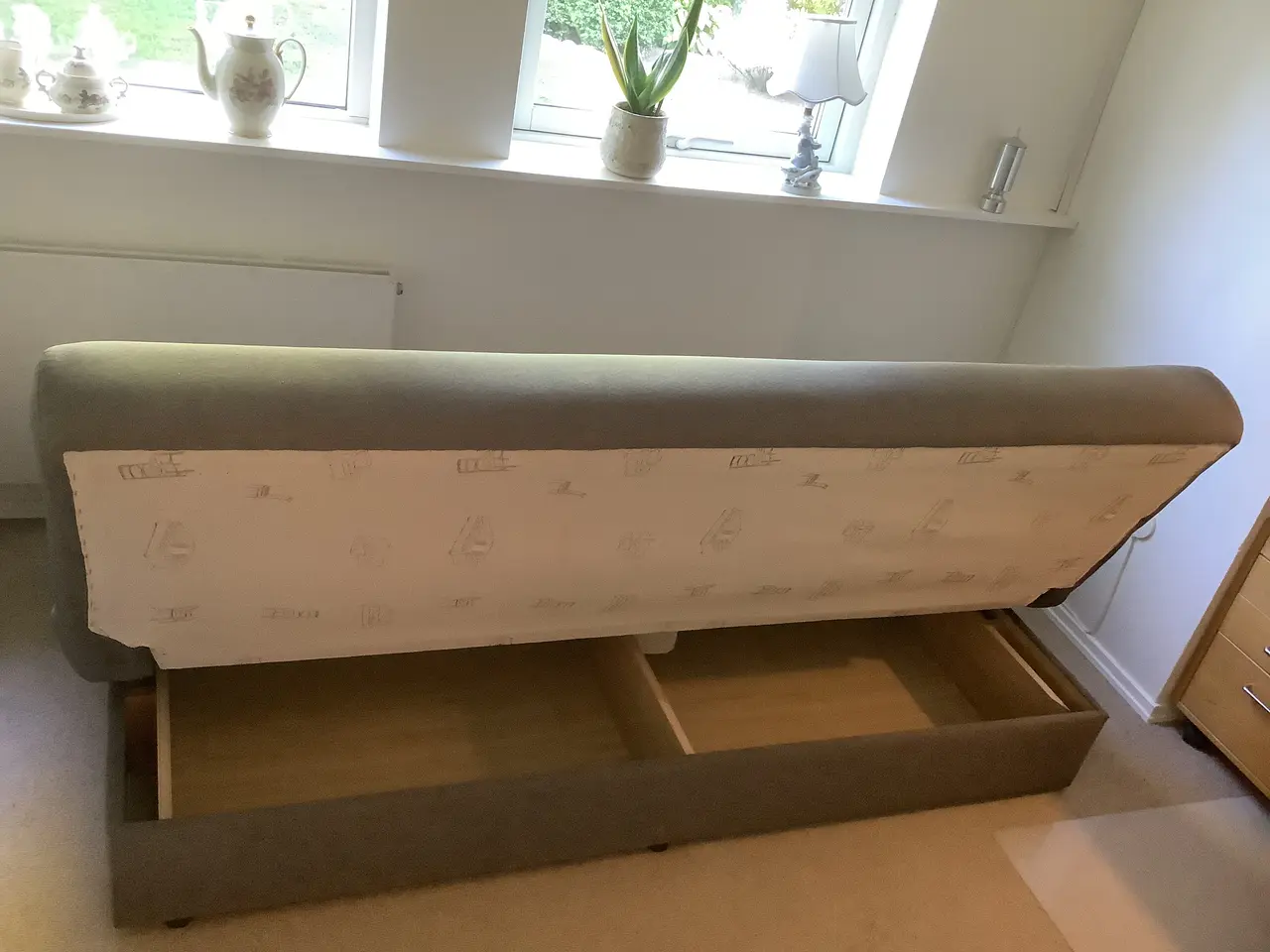 Billede 3 - Koksgrå sovesofa