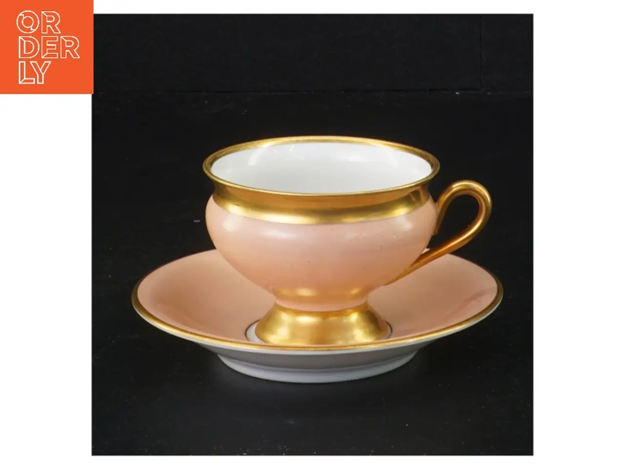 Billede 1 - Porcelænskop med underkop (str. 11 x 6 cm)