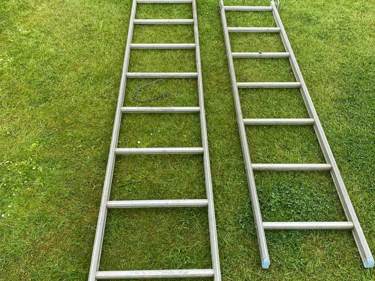 Billede 1 - To-delt skydestige i aluminium