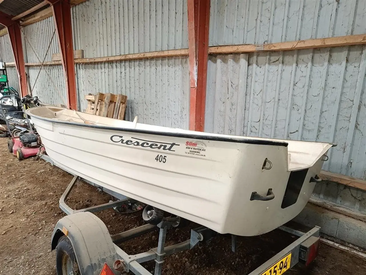 Billede 2 - - - - Båd med 5 hk motor og trailer