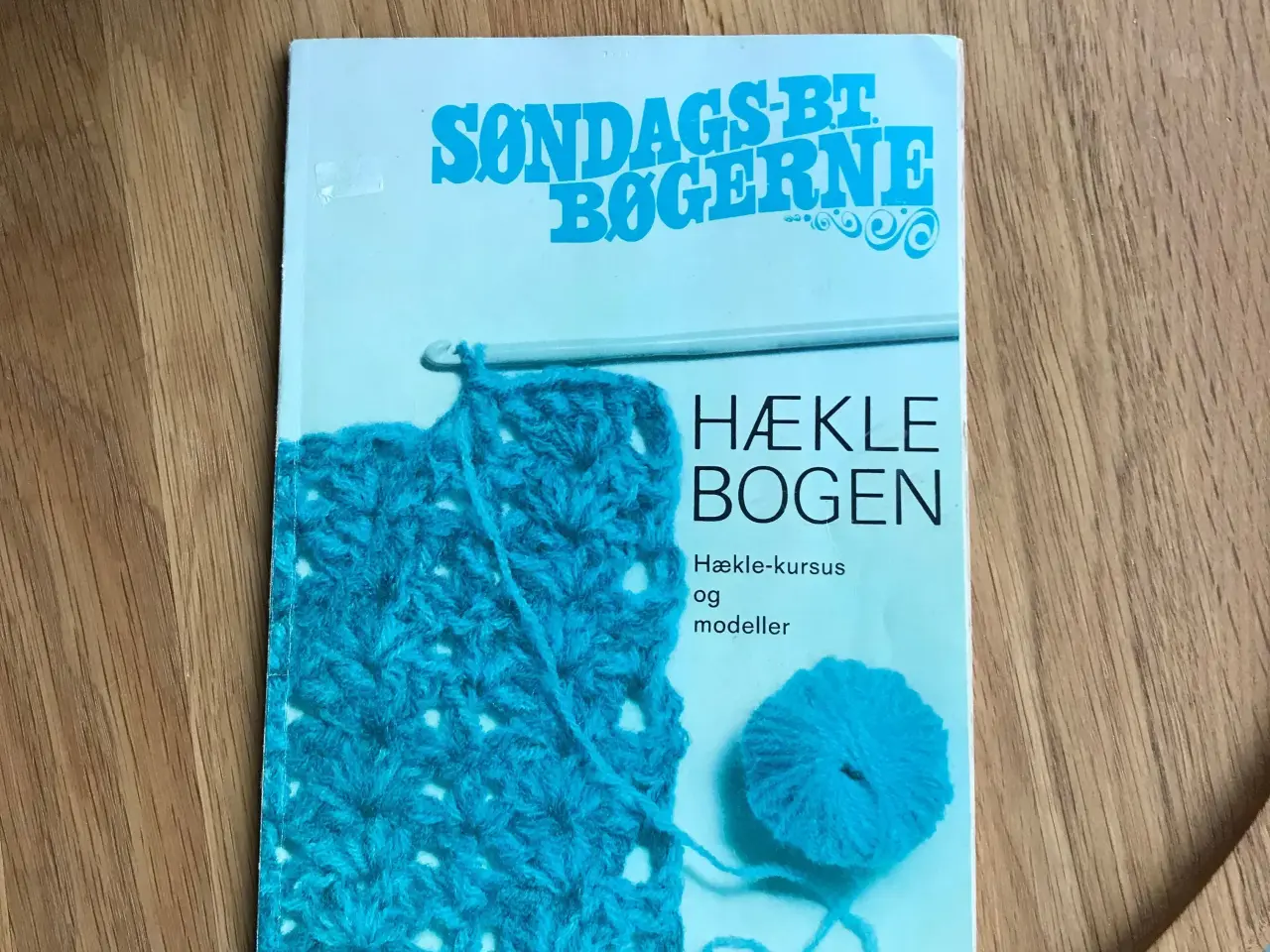Billede 1 - Hæklebogen af Elisabeth Saust