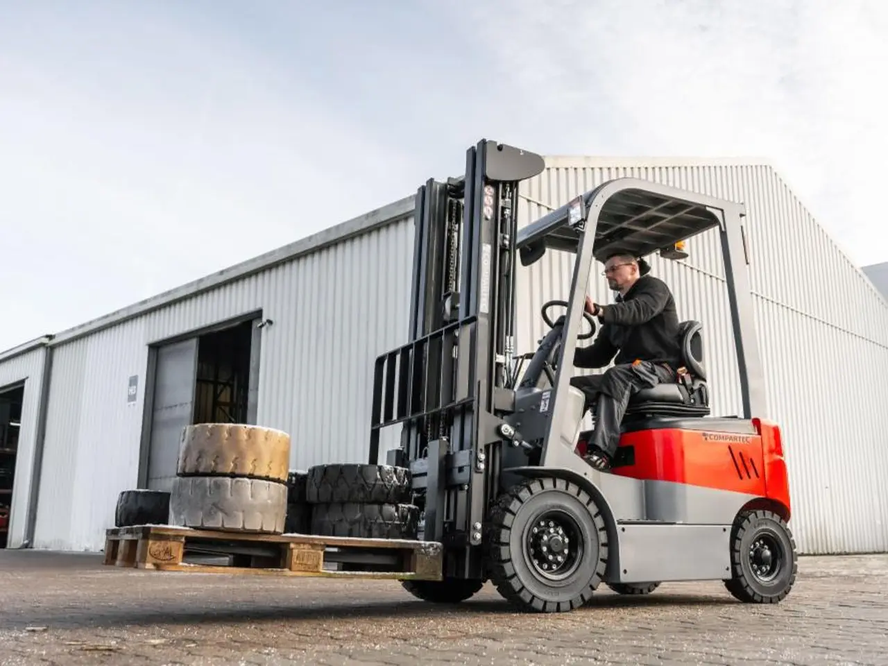 Billede 2 - Elektrisk gaffeltruck CSX15 - 1500 kg, 4800 mm løftehøjde, Lithium-ion-batteri