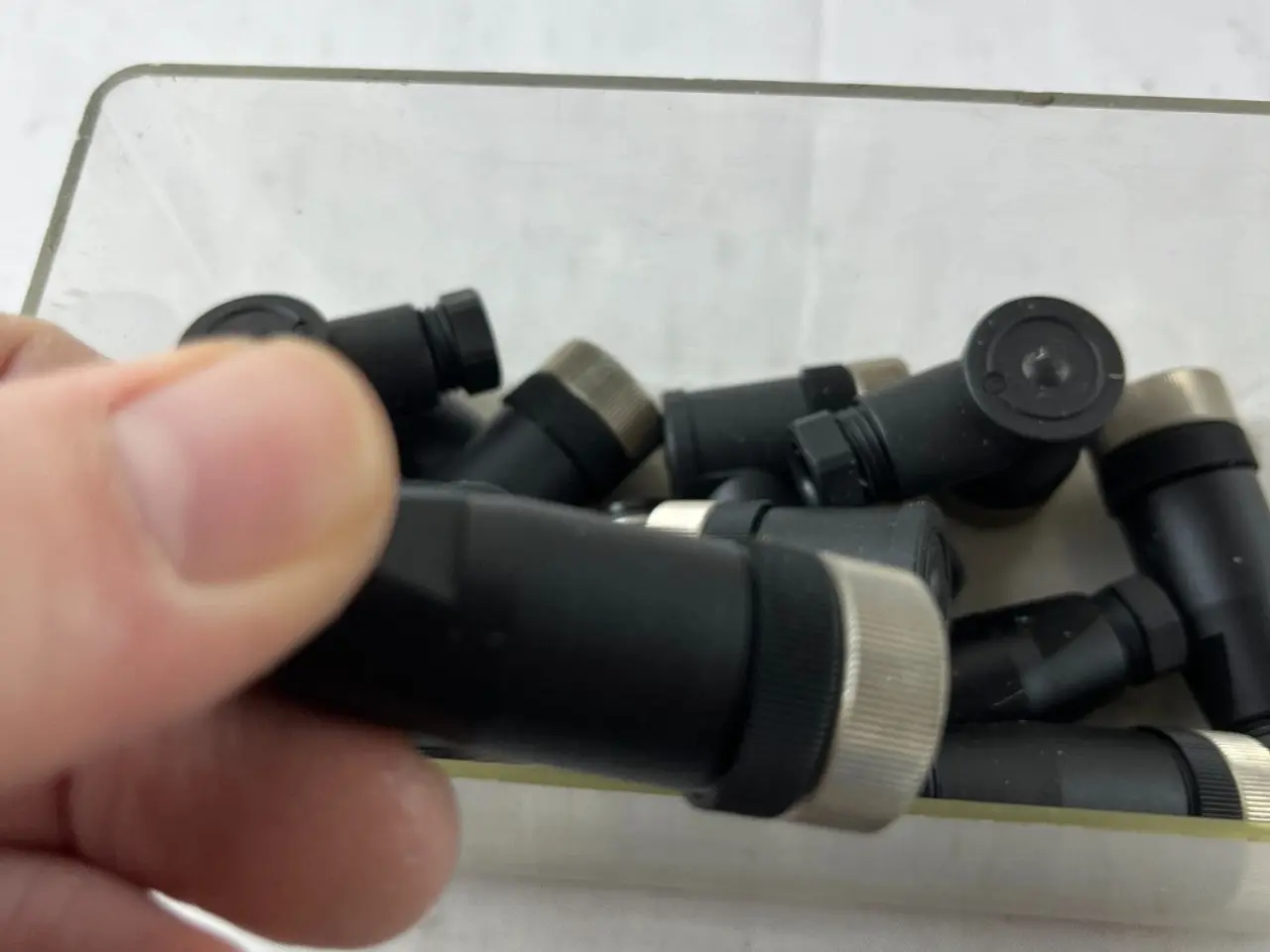 Billede 2 - M12 90° Angled Field Wireable Connectors parti